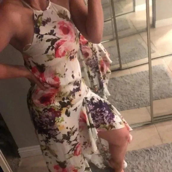 Jay Godfrey
White Floral Maxi Dress​ - Picture 4 of 9